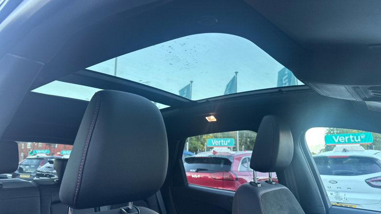 Ford Kuga 2.5 PHEV Black Package Edition 5dr CVT Estate